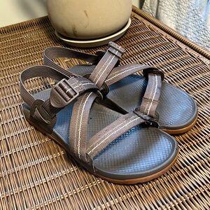 Chaco lowdown sandal